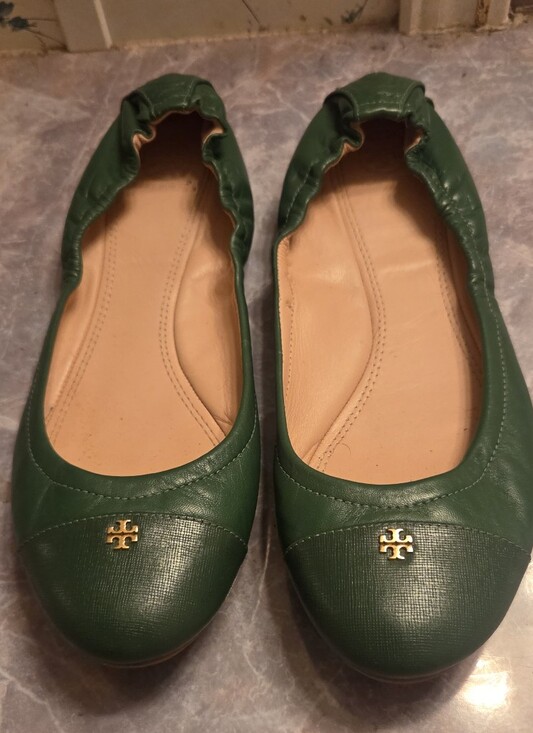 Tory Burch Shoes - Tory Burch Green Leather Ballet Flats